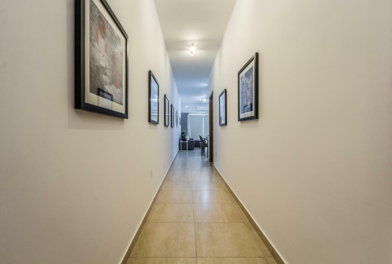 Sunny Modern Apartments Mellieħa Exterior foto
